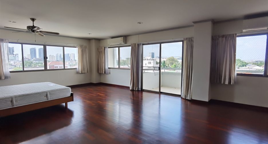 À louer 3 chambres appartement à Phaya Thai, Bangkok
