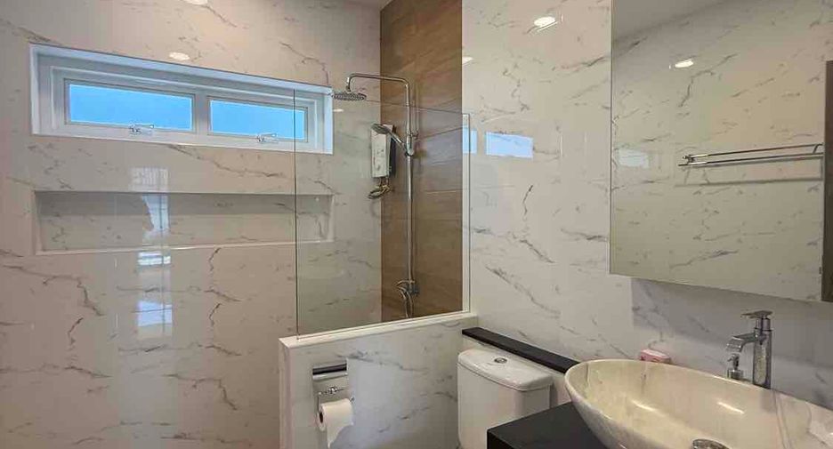 Villa en alquiler de 3 habitaciones en Huay Yai, Pattaya