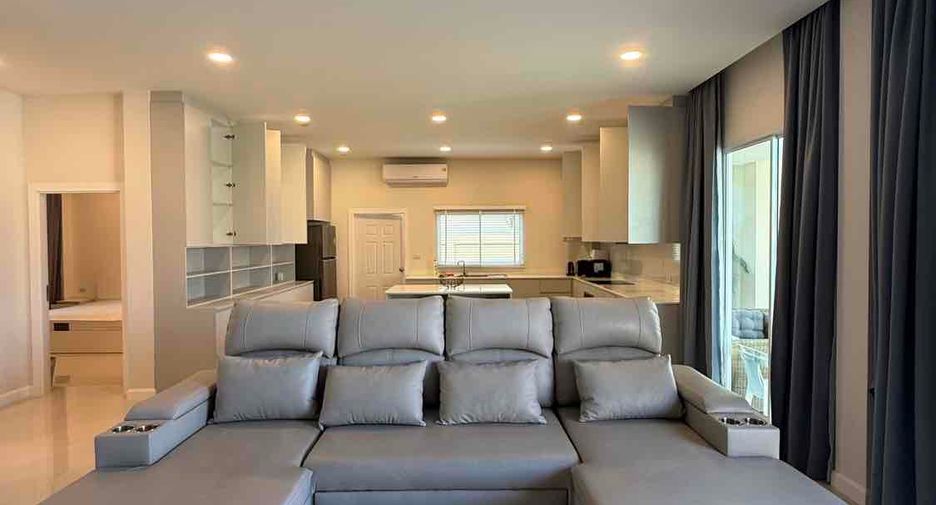 Villa en alquiler de 3 habitaciones en Huay Yai, Pattaya