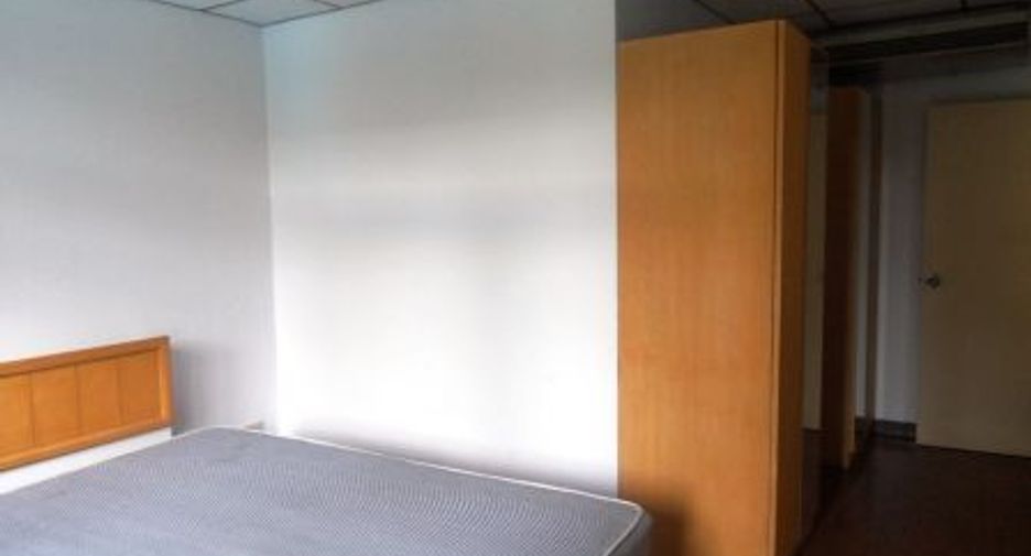 出租 2 卧室 独立屋 在 Dusit, 曼谷