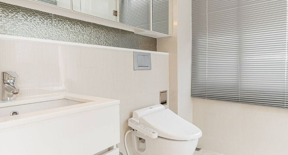 Condo en alquiler de 2 habitaciones en Watthana, Bangkok