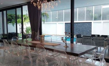 À vendre et à louer 7 chambres villa à Pratumnak, Pattaya