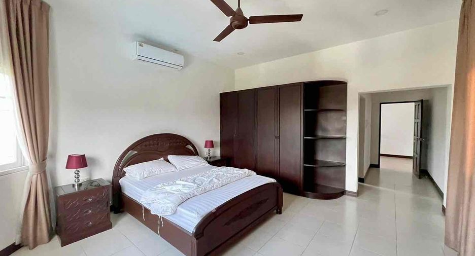 For sale and for rent 5 bedrooms villa in East Pattaya, Pattaya