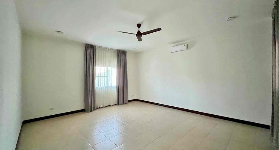 For sale and for rent 5 bedrooms villa in East Pattaya, Pattaya