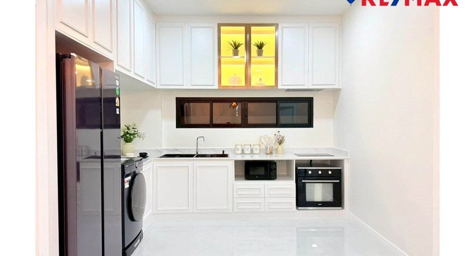 Haus zum Kauf mit 3 Zimmer in East Pattaya, Pattaya