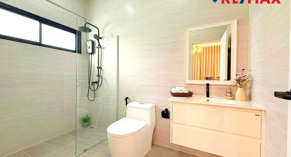 Haus zum Kauf mit 3 Zimmer in East Pattaya, Pattaya