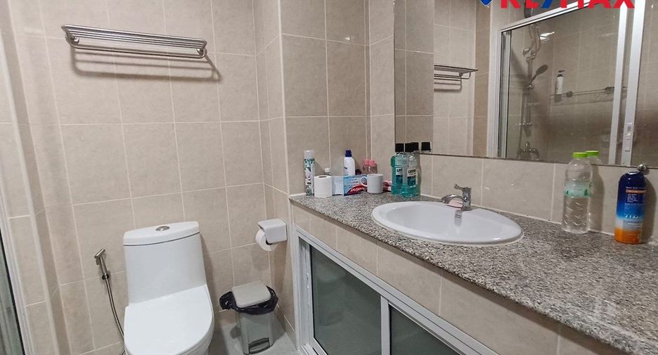 For sale studio condo in Pratumnak, Pattaya