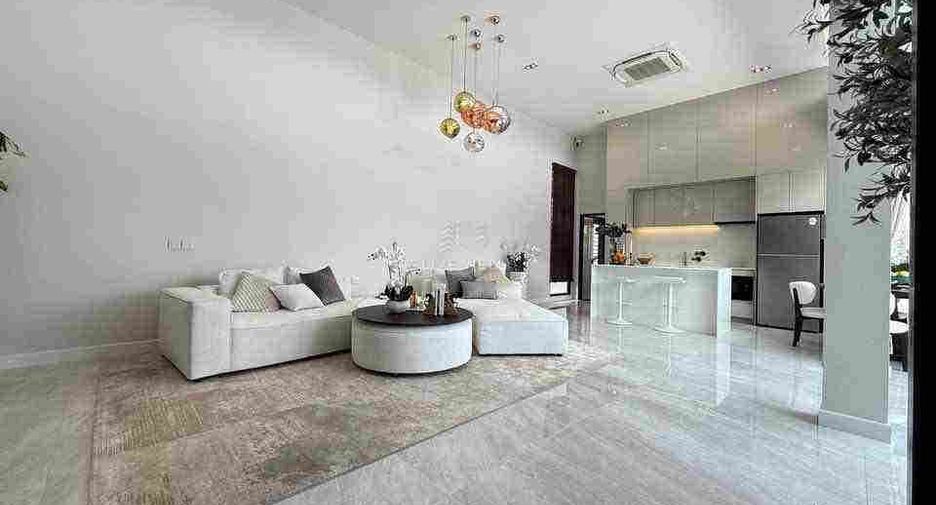 À vendre 3 chambres villa à East Pattaya, Pattaya