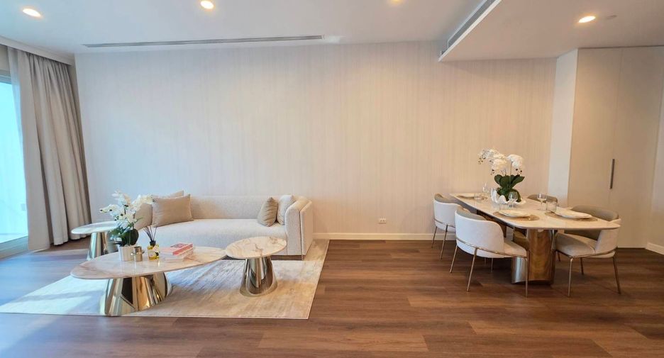 For rent and for sale 2 bedrooms condo in Pathum Wan, Bangkok