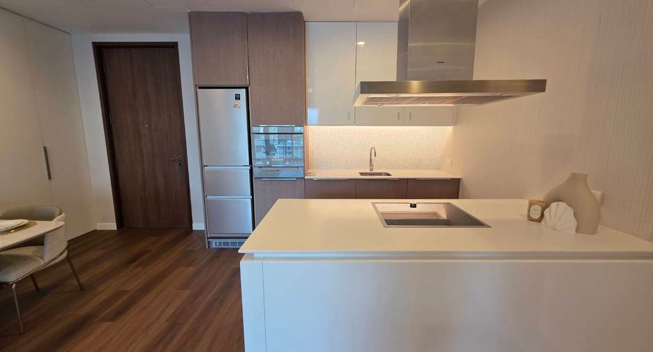 For rent and for sale 2 bedrooms condo in Pathum Wan, Bangkok