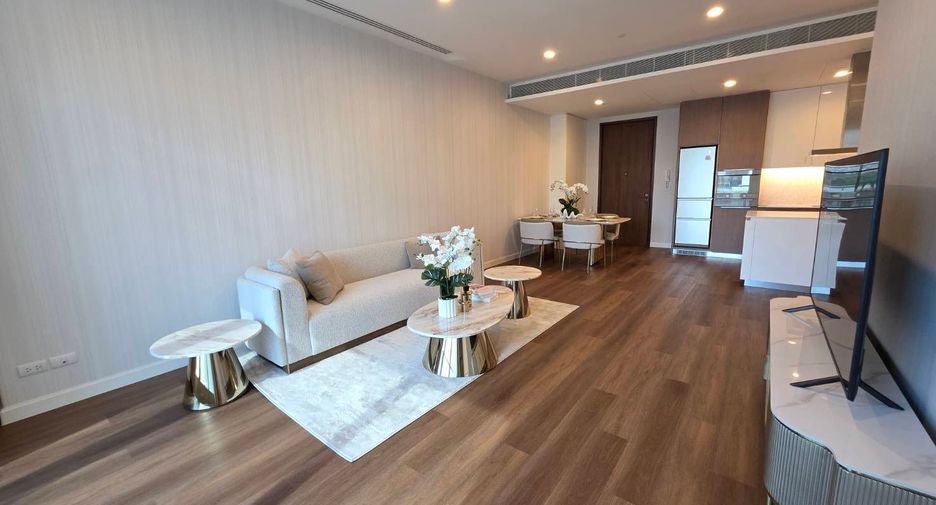 For rent and for sale 2 bedrooms condo in Pathum Wan, Bangkok