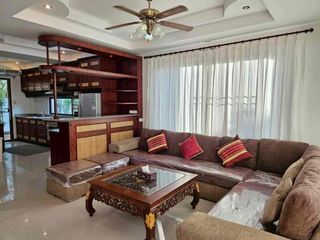 For rent 5 bedrooms villa in Bang Lamung, Chonburi