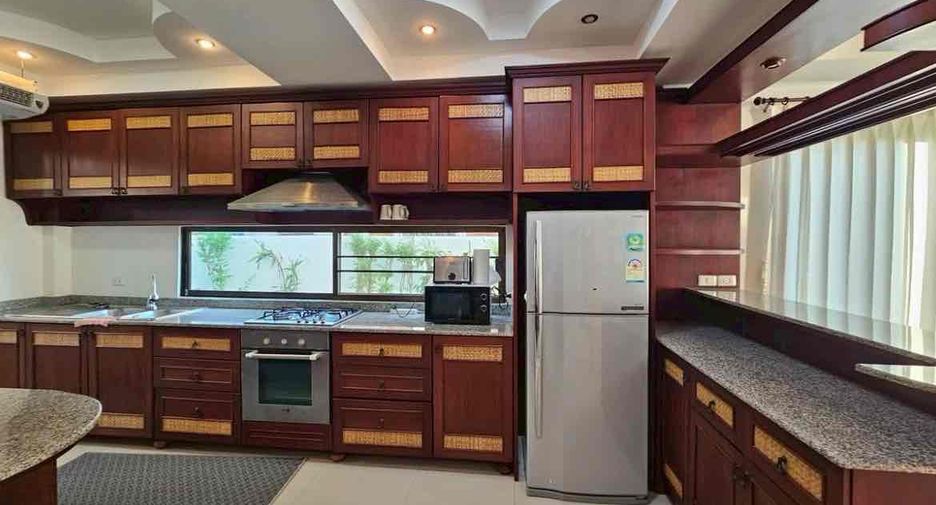 Villa zur Miete mit 5 Zimmer in South Pattaya, Pattaya