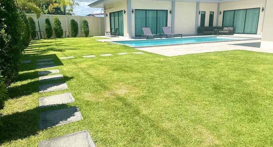 For sale and for rent 4 bedrooms villa in Huay Yai, Pattaya