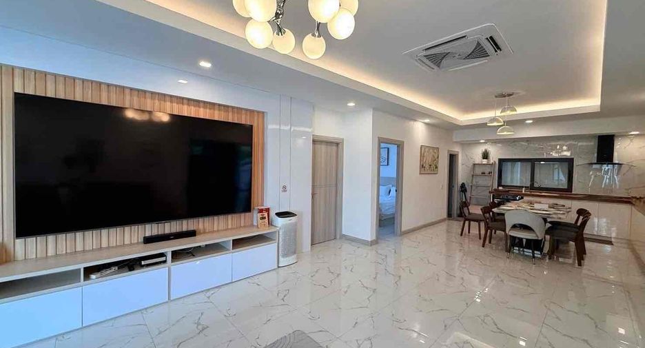 Villa en alquiler de 4 habitaciones en Jomtien, Pattaya