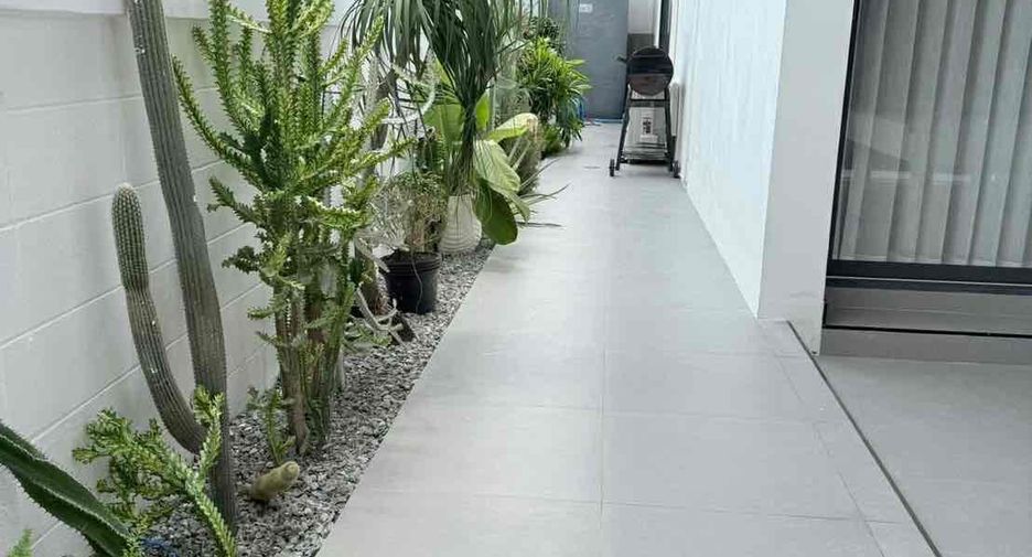 Villa en alquiler de 4 habitaciones en Jomtien, Pattaya