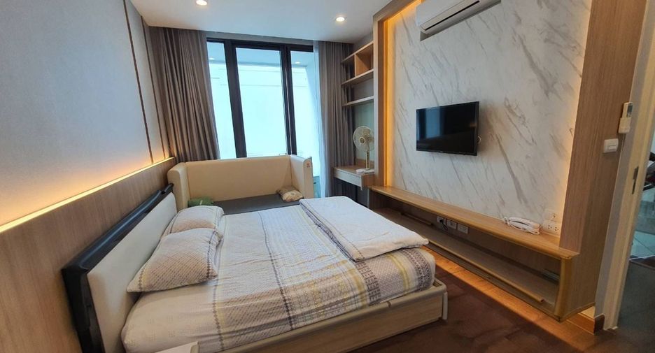 Casa en venta de 4 habitaciones en Lat Phrao, Bangkok