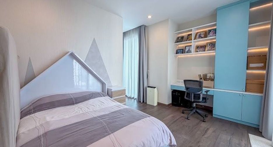 À vendre 4 chambres maison à Lat Phrao, Bangkok