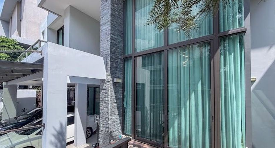 À vendre 4 chambres maison à Lat Phrao, Bangkok