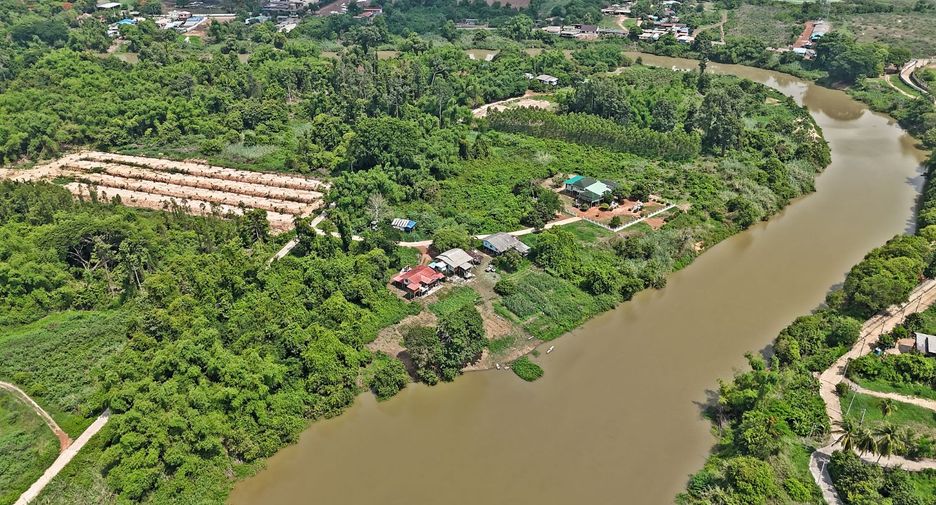 For sale land in Si Maha Phot, Prachin Buri