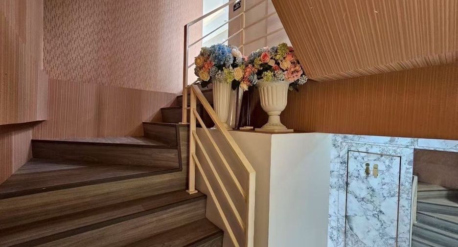For rent 1 bed townhouse in Bueng Kum, Bangkok