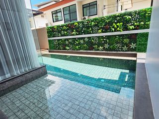 For rent 4 bedrooms townhouse in Suan Luang, Bangkok