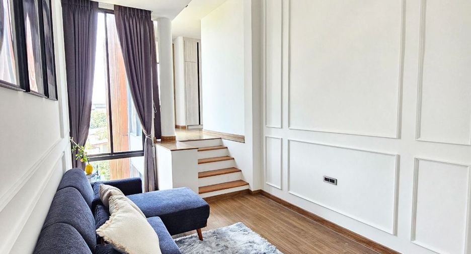 For rent 4 bedrooms townhouse in Suan Luang, Bangkok