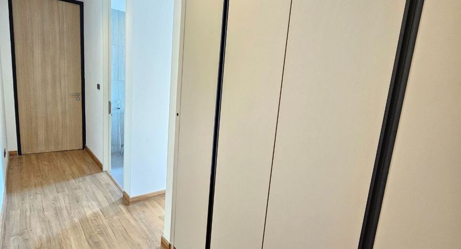 For rent 4 bedrooms townhouse in Suan Luang, Bangkok