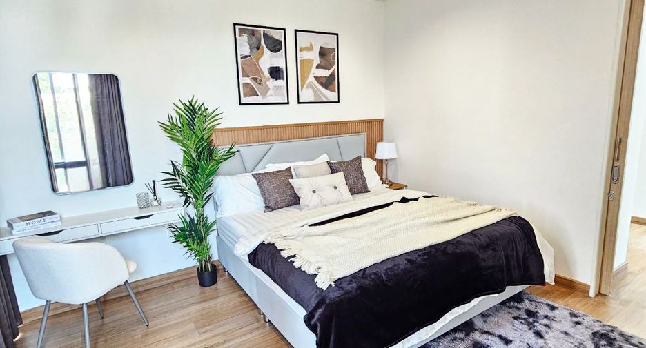 For rent 4 bedrooms townhouse in Suan Luang, Bangkok