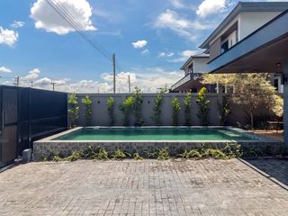 Casa en venta de 4 habitaciones en Hang Dong, Chiang Mai