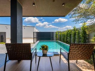 Casa en venta de 4 habitaciones en Hang Dong, Chiang Mai