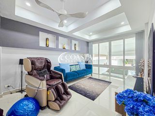 For sale 4 bedrooms townhouse in Bang Lamung, Chonburi