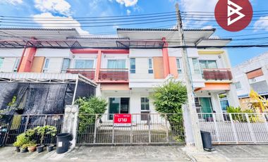 Casa adosada en venta de 3 habitaciones en Nong Khaem, Bangkok
