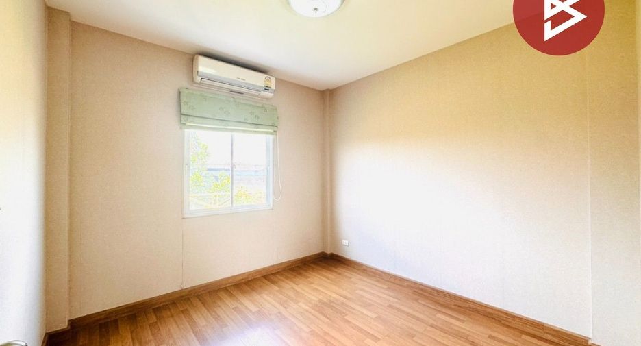 Casa adosada en venta de 3 habitaciones en Nong Khaem, Bangkok
