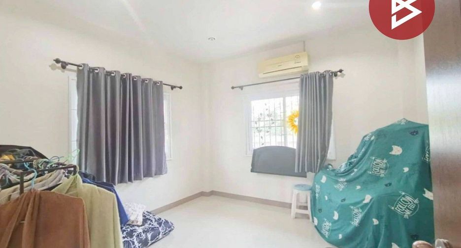 For sale 2 ベッドルーム townhouse in Phanom Sarakham, Chachoengsao