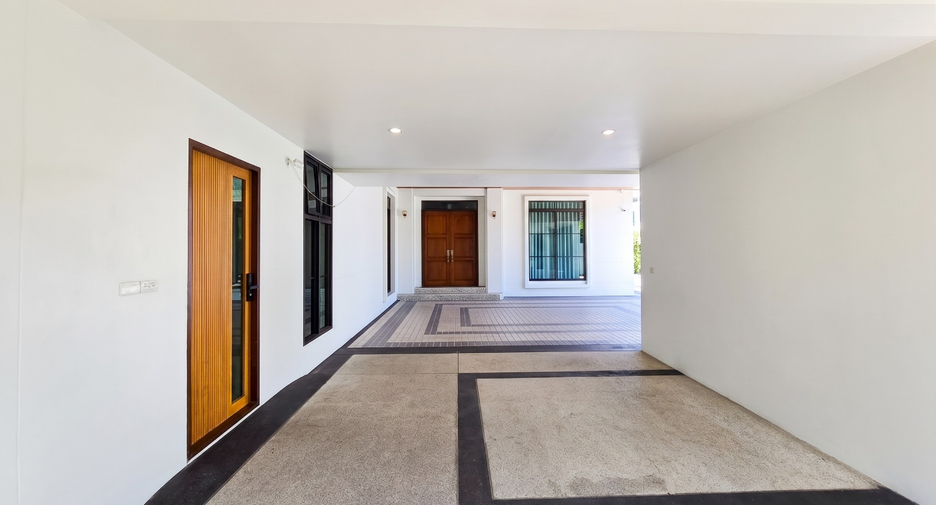 For sale 4 ベッドルーム house in Thawi Watthana, Bangkok