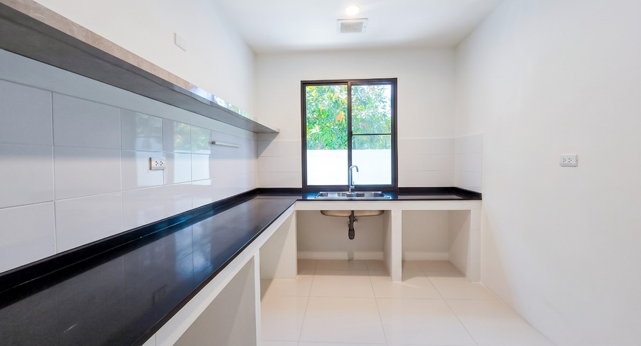 For sale 4 ベッドルーム house in Thawi Watthana, Bangkok