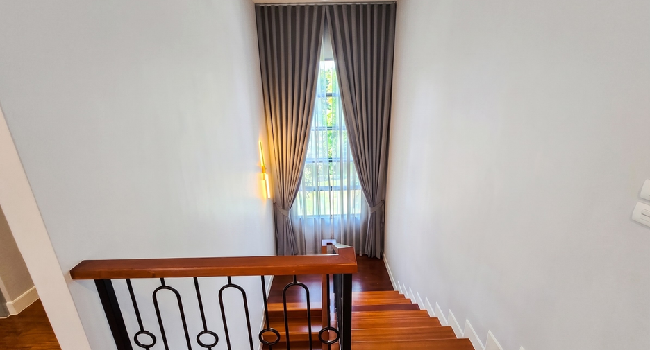 For sale 4 ベッドルーム house in Thawi Watthana, Bangkok