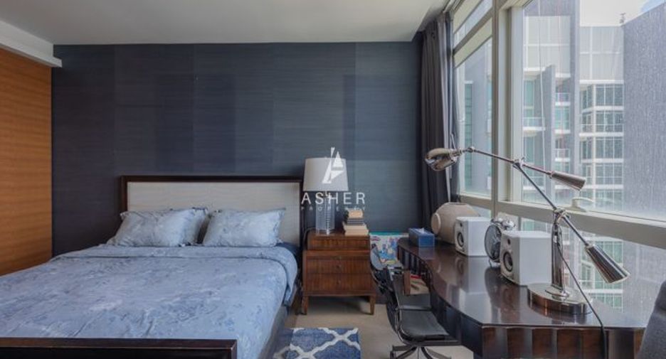 For sale 3 bedrooms condo in Sathon, Bangkok