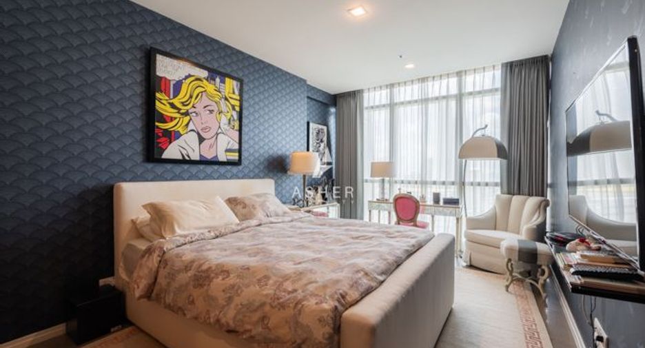 For sale 3 bedrooms condo in Sathon, Bangkok