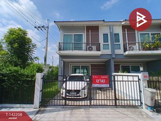 For sale 3 bedrooms townhouse in Khlong Sam Wa, Bangkok