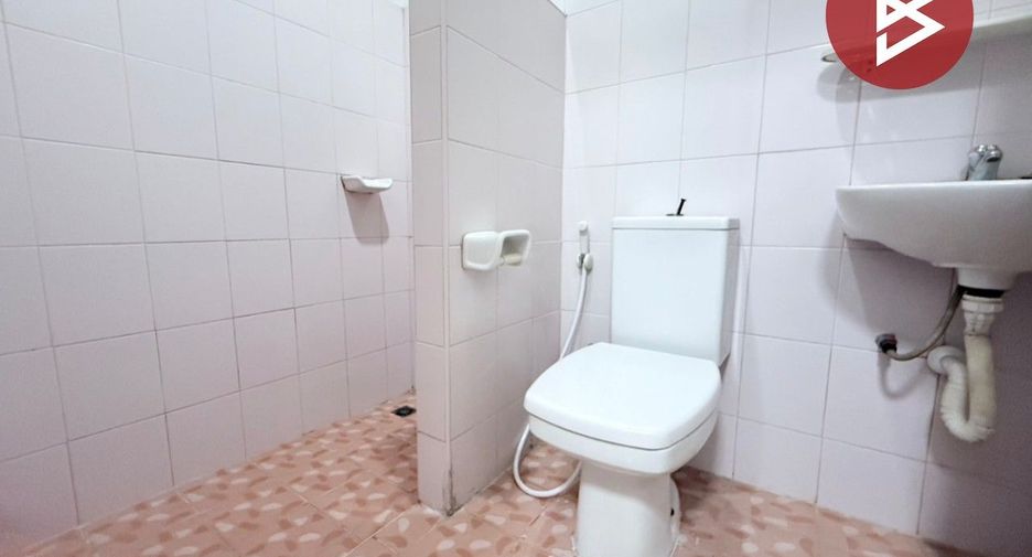 For sale 2 bedrooms townhouse in Phan Thong, Chonburi