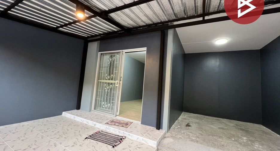 Casa adosada en venta de 3 habitaciones en Mueang Samut Prakan, Samut Prakan