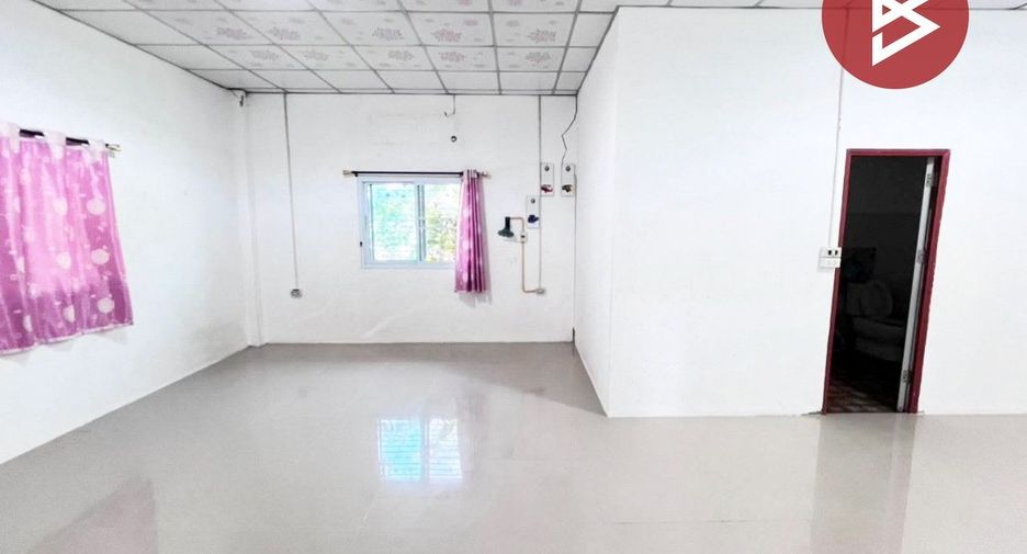 For sale 3 bedrooms house in Kaeng Krachan, Phetchaburi
