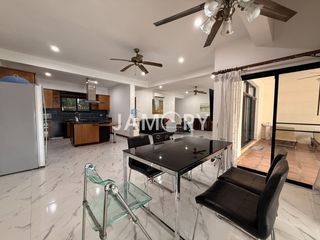 For rent 5 bedrooms house in Bang Lamung, Chonburi