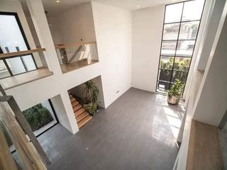 For sale 4 bedrooms house in Watthana, Bangkok