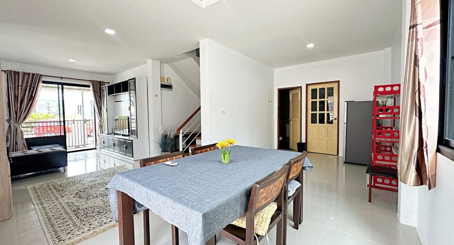 For rent 3 bedrooms house in East Pattaya, Pattaya