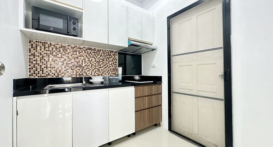 For rent 3 bedrooms house in East Pattaya, Pattaya