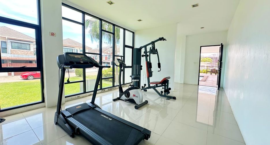 For rent 3 bedrooms house in East Pattaya, Pattaya