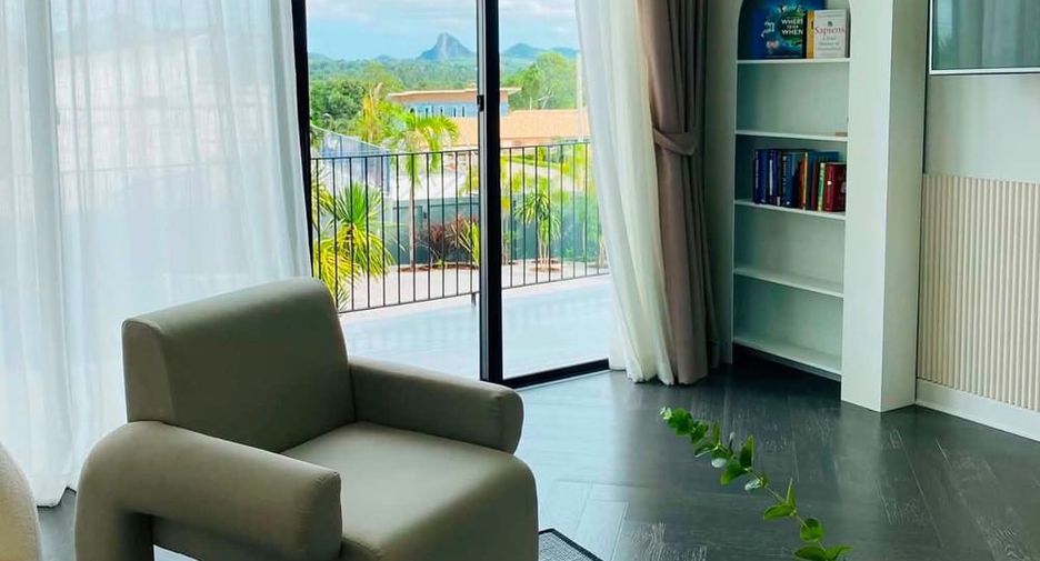 For rent 4 bedrooms villa in Huay Yai, Pattaya